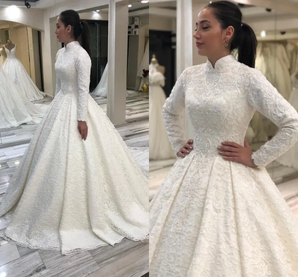 Luxury Lace Bride Dress Beading Muslim Wedding Dress Long Sleeve Vintage O-Neck Wedding Gown