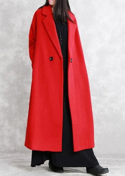 Luxury red wool coat Loose fitting Notched pockets Winter coat