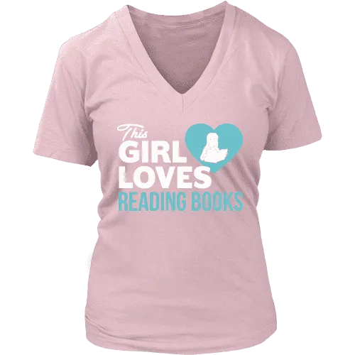 This girl loves reading books V-neck